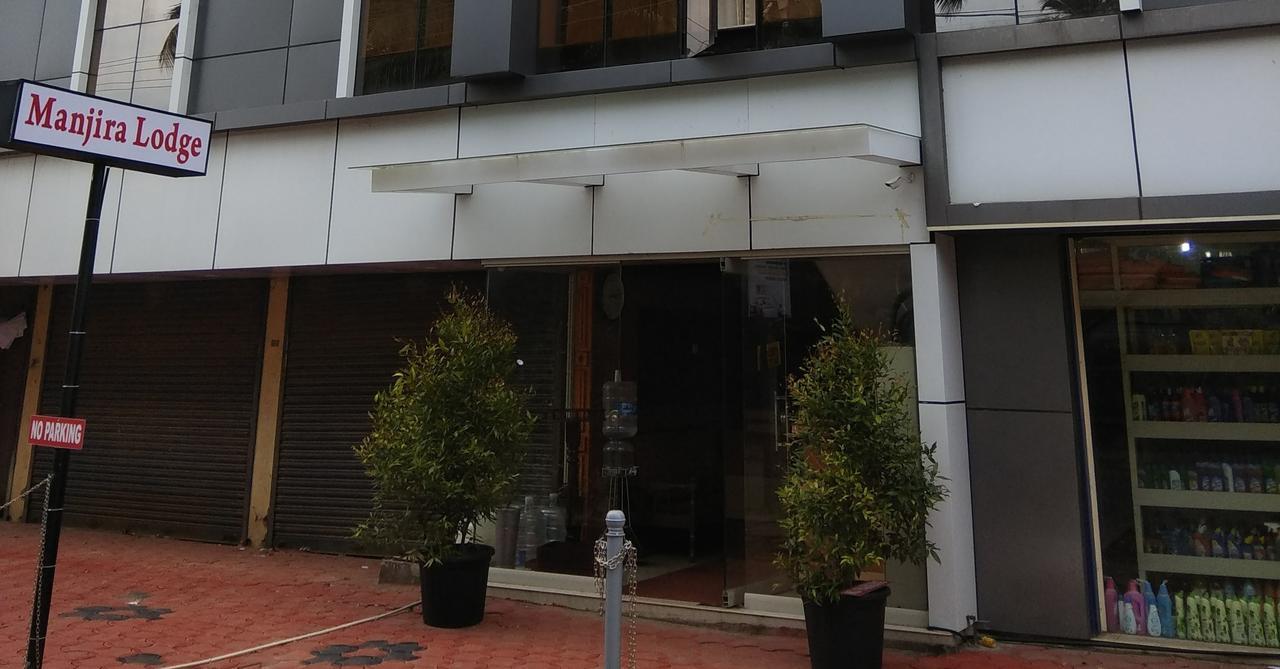 Manjira Lodge Guruvāyūr エクステリア 写真