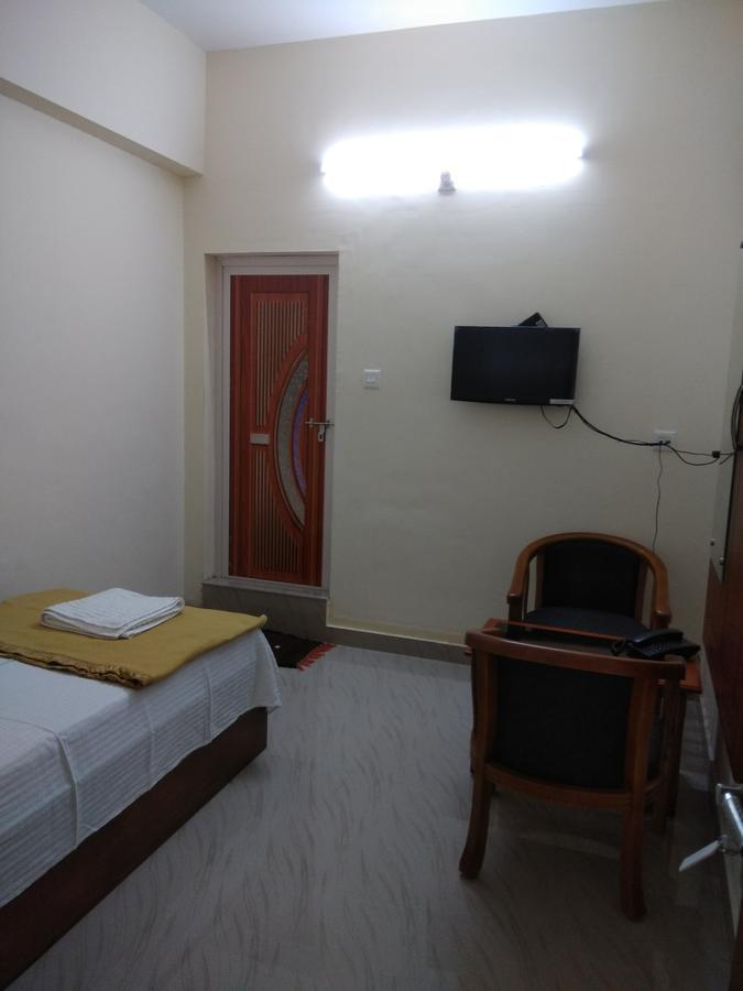Manjira Lodge Guruvāyūr エクステリア 写真