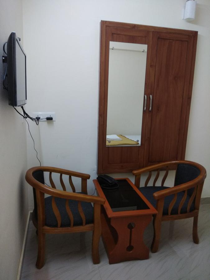 Manjira Lodge Guruvāyūr エクステリア 写真