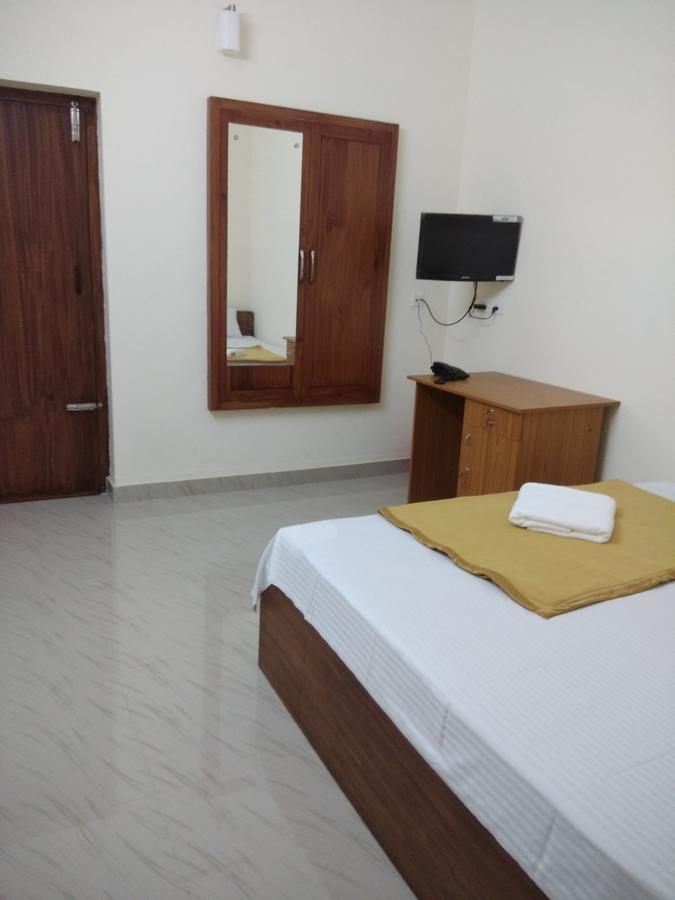 Manjira Lodge Guruvāyūr エクステリア 写真